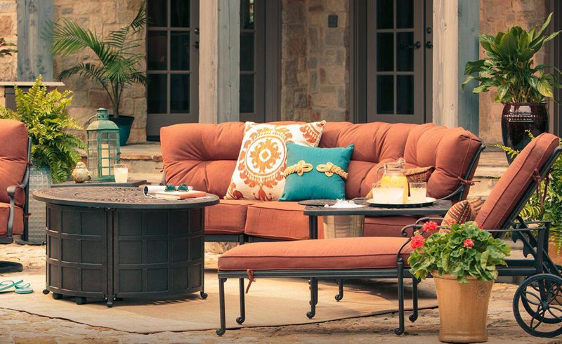 Dallas – Weir’s Furniture Village