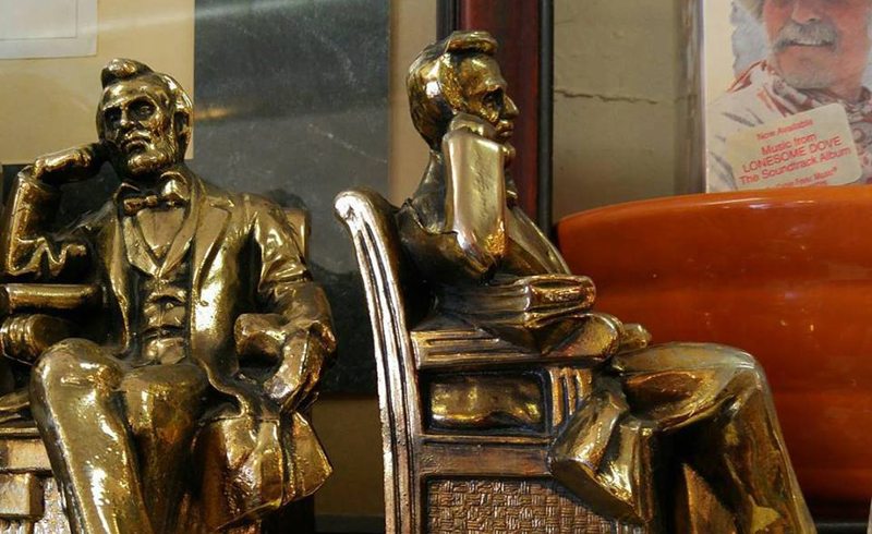 Fort Worth – Junker Val’s Antiques, Vintage Junk and Jewel