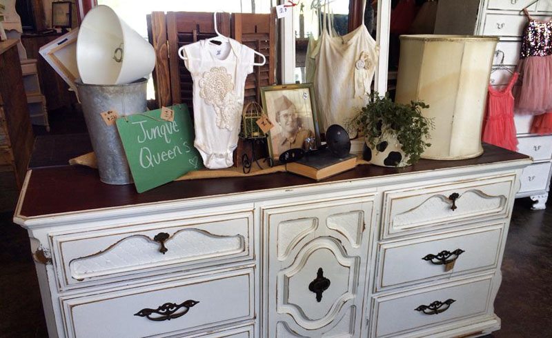 Waco – Junque Queen’s