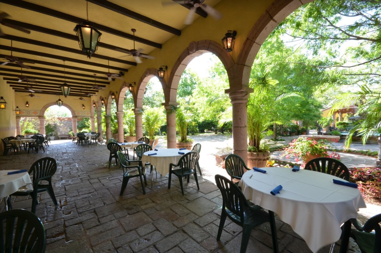 Joe T. Garcia’s Mexican restaurant Joe T. Garcia’s Mexican restaurant