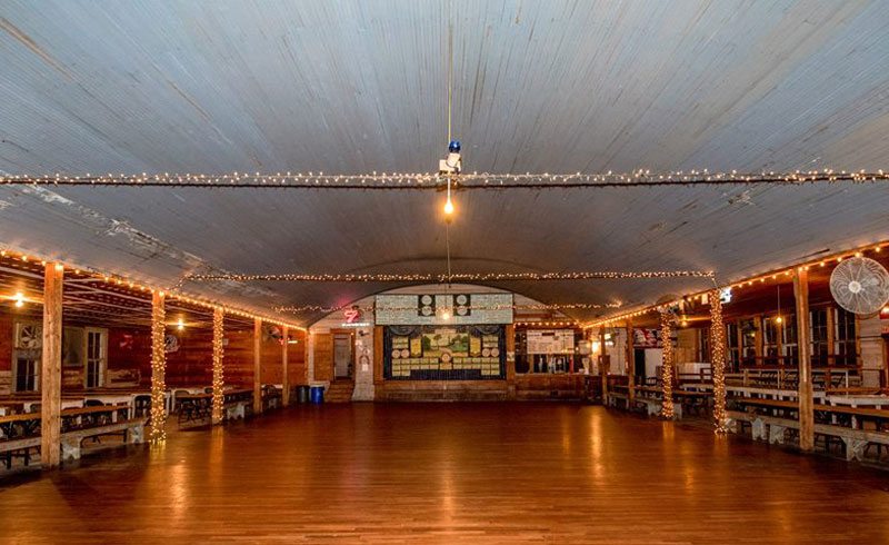 TwinSisters_800x490 Twin Sisters Dance Hall - Best Texas Dance Hallas