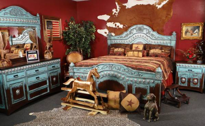 San Angelo – Santa Fe Furniture & Gifts