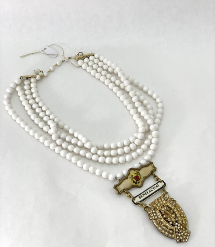 fedora - her gift guide 2020